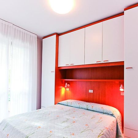 Ferienwohnung Residenza Ibsen Lignano Sabbiadoro Zimmer foto